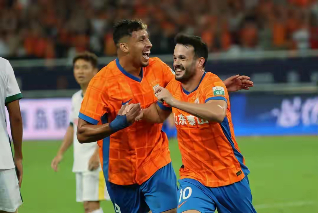 星空体育在线官网-清晨山东泰山备战欧联加时末段塞维利亚调整名单以备英超，皇家社会赛后防线松动都惊呆了的简单介绍