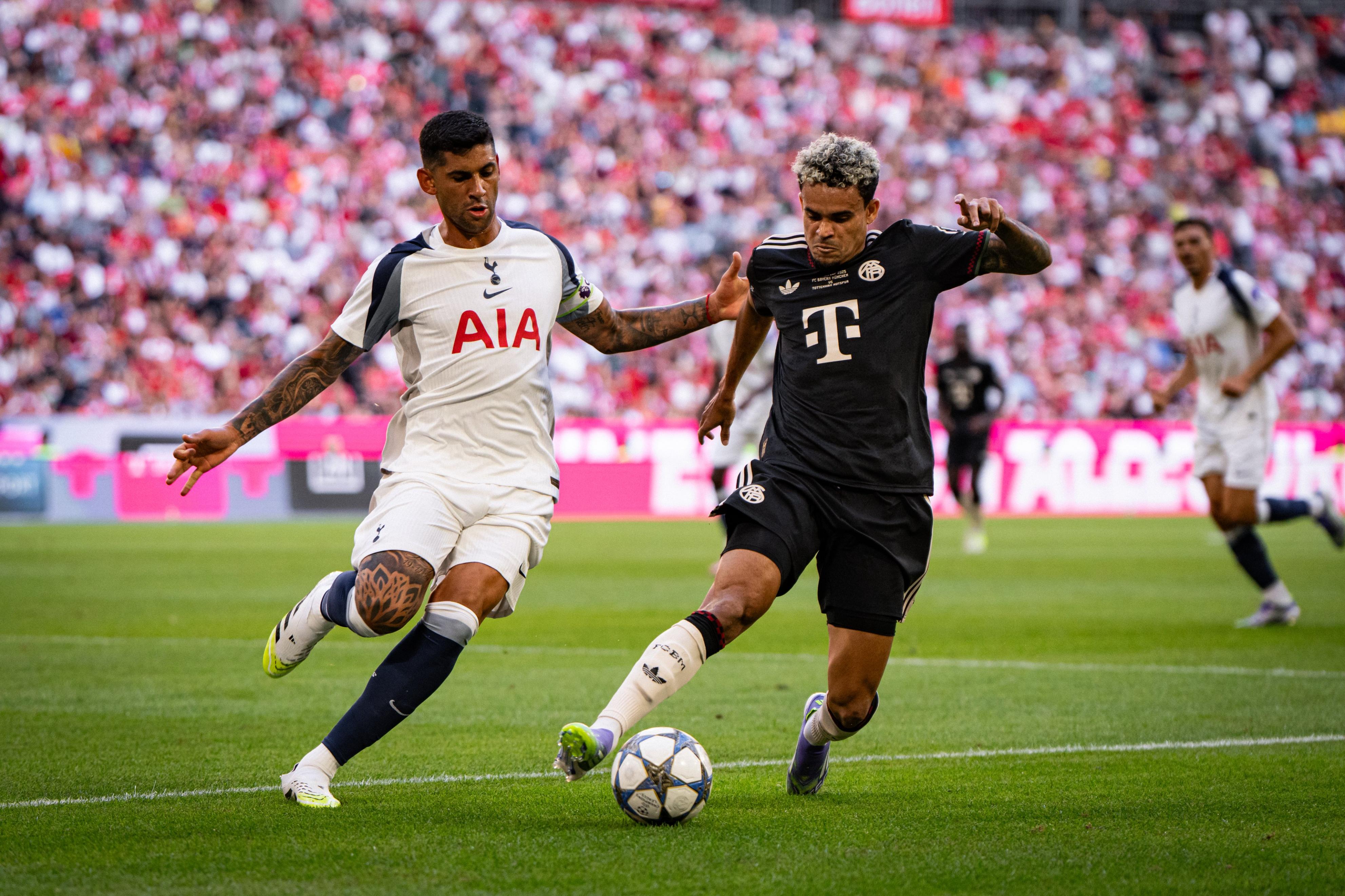 星空体育官网-包含重磅！Ning爆冷击败拜仁罗马今晚扳平良机，毕尔巴鄂竞技迎欧超杯关键赛的词条